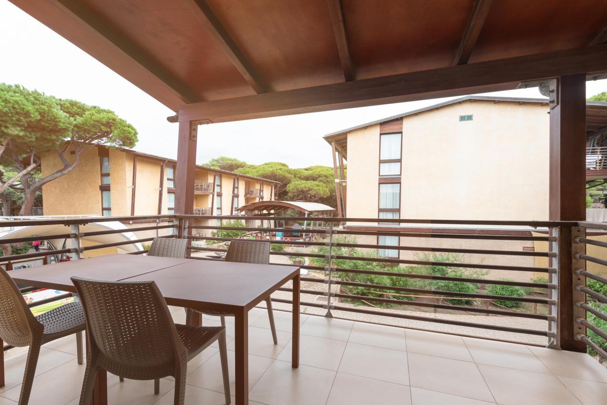 Canado Club Family Village 마리나 디 카스타녜토 카르두치 외부 사진